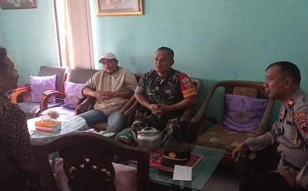 MENCEGAH KEMUNGKINAN TERJADINYA GANGGUAN DEMI KONDUSIFITAS WILAYAH BABINSA MELAKSANAKAN KOMSOS DENGAN WARGA